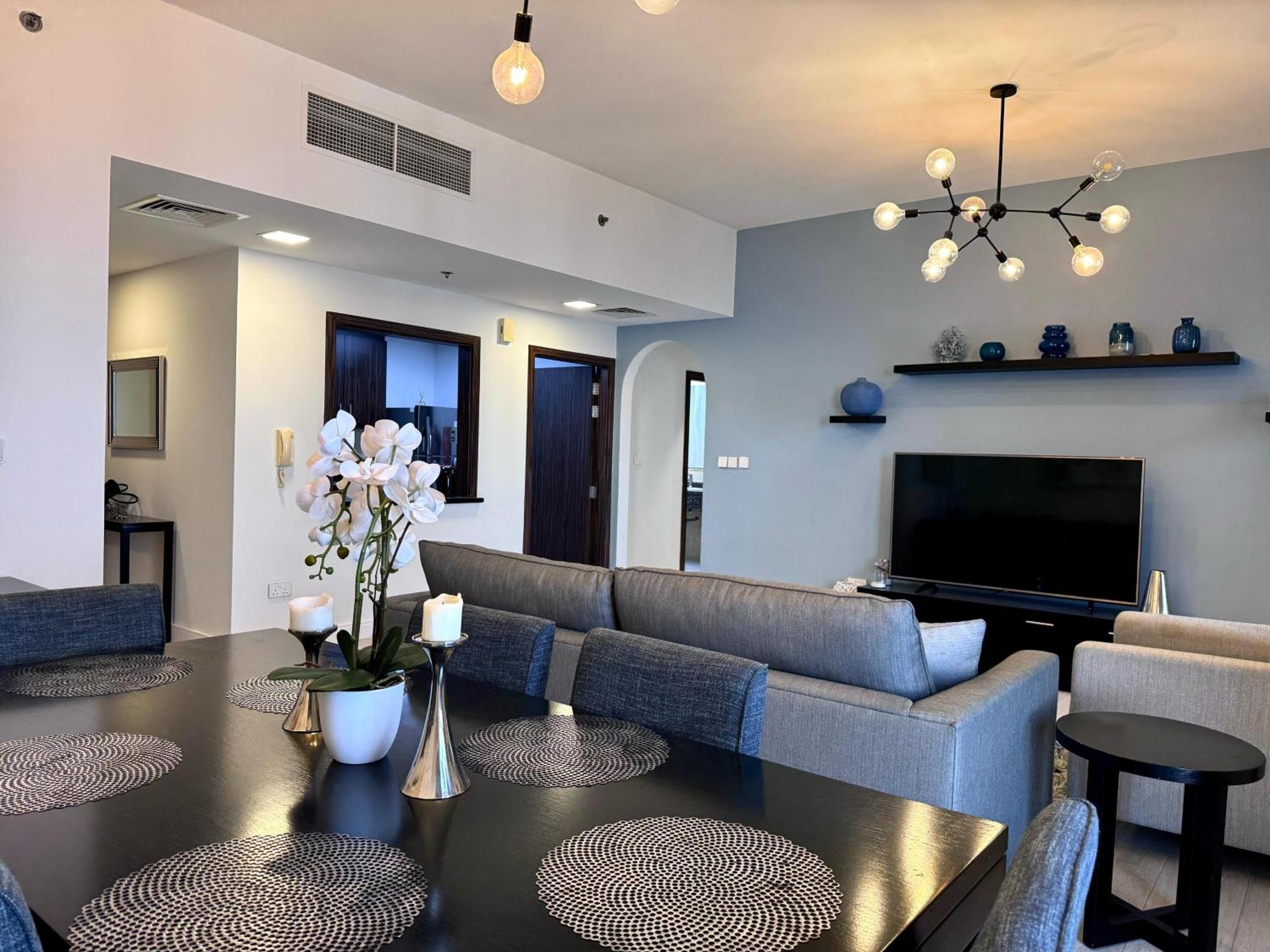 Apartment 2br With Gorgeous Marina View On Jbr Near Mall, Metro & Eye- By Sunkissed Homes *