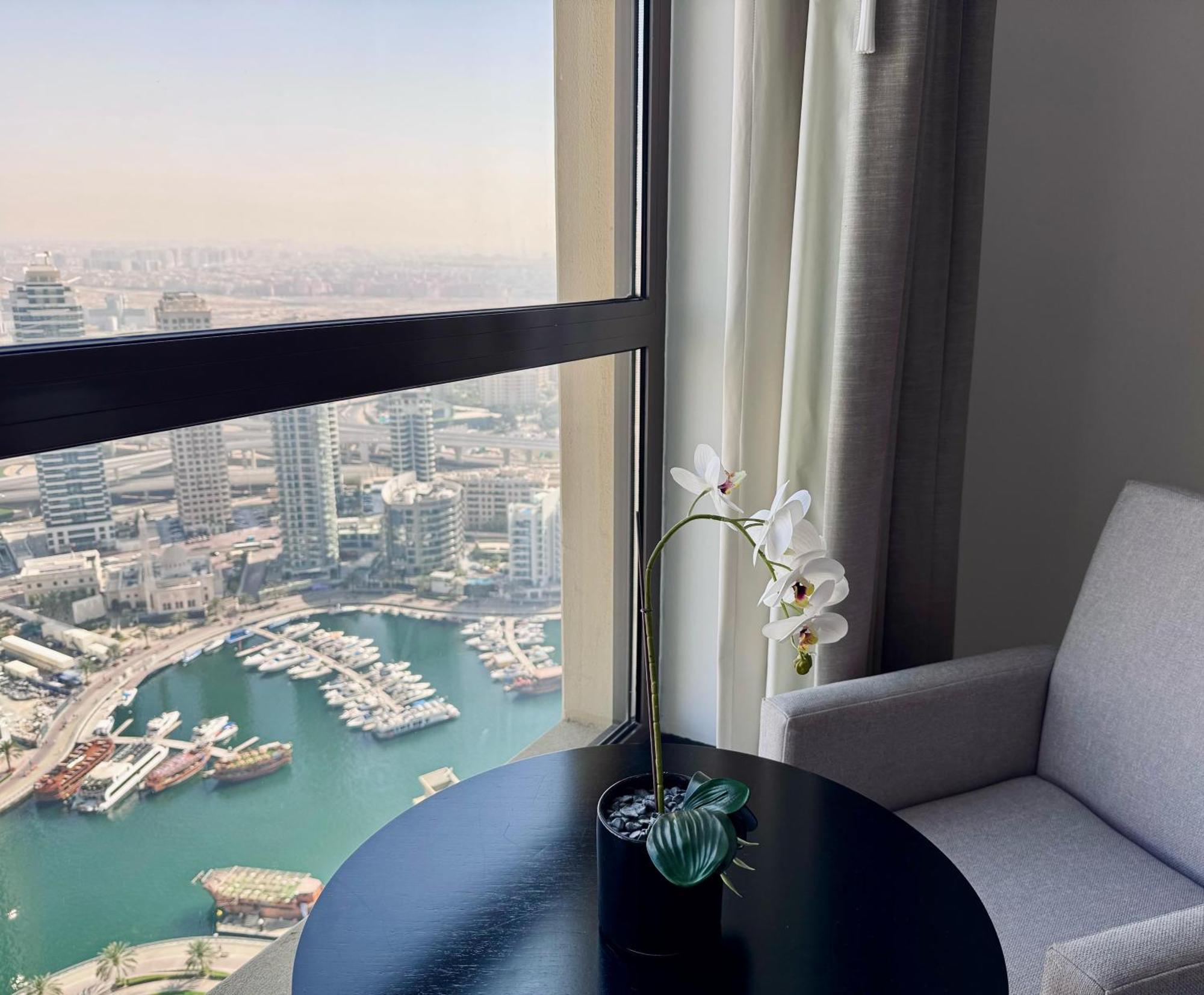 2br With Gorgeous Marina View On Jbr Near Mall, Metro & Eye- By Sunkissed Homes